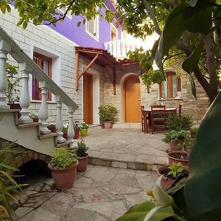 Guesthouse Hlias Gloria Берат Екстериор снимка