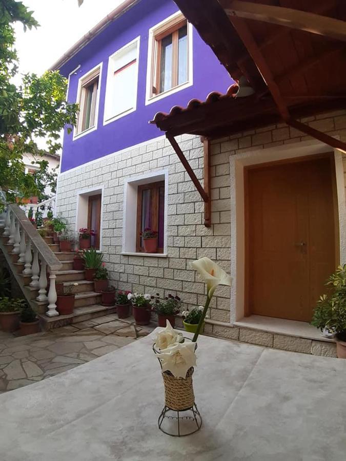 Guesthouse Hlias Gloria Берат Екстериор снимка